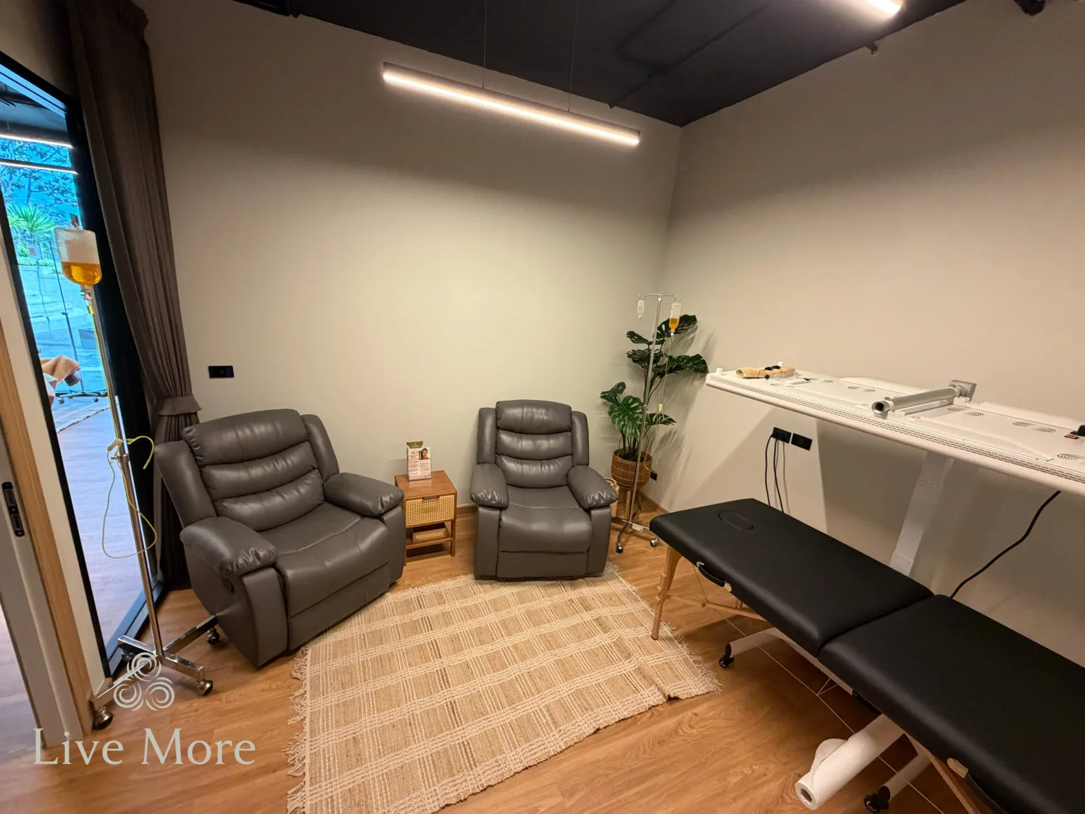 Live More clinic consultation room